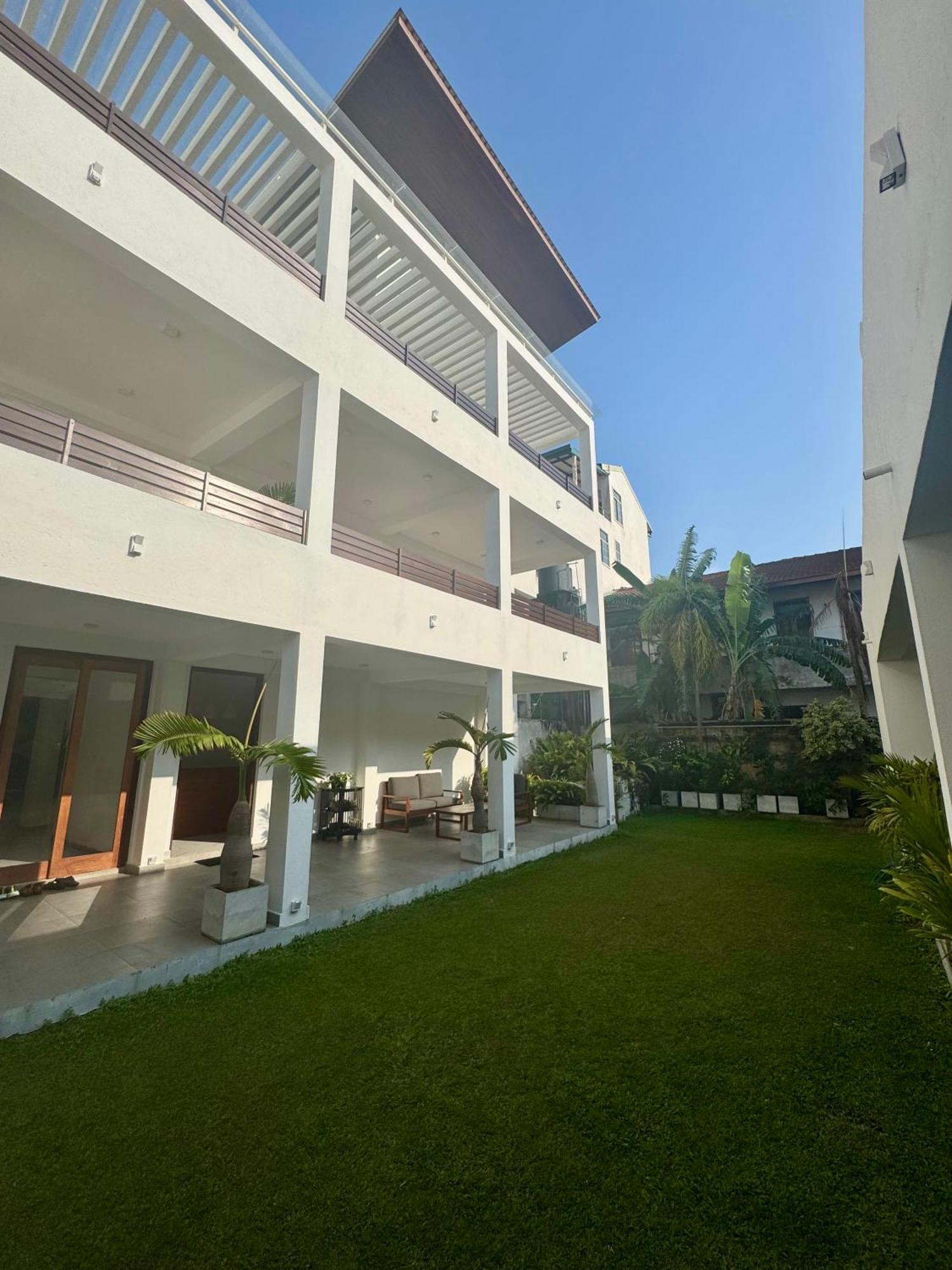 Aurora Holiday House Dehiwala-Mont Lavinia Extérieur photo
